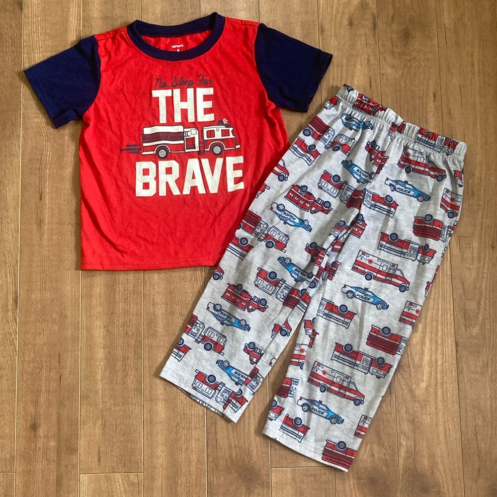 Little Boys Firetruck Pajama Set - Size 5